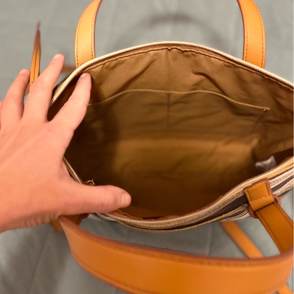 Fossil Bag - Picture 4 of 4